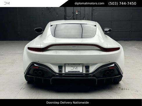 Used 2020 Aston Martin V8 Vantage Coupe image 5