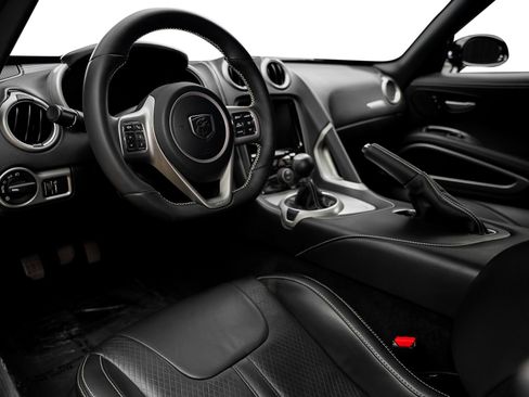 Used 2013 SRT Viper GTS w/ GTS Laguna Interior Pkg RWD image 31