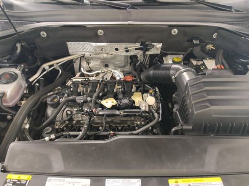 Used 2024 Volkswagen Atlas SEL AWD/4WD image 26