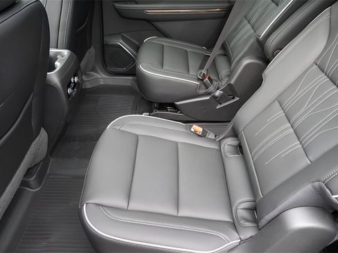 New 2026 Buick Enclave Avenir w/ Super Cruise Package image 32