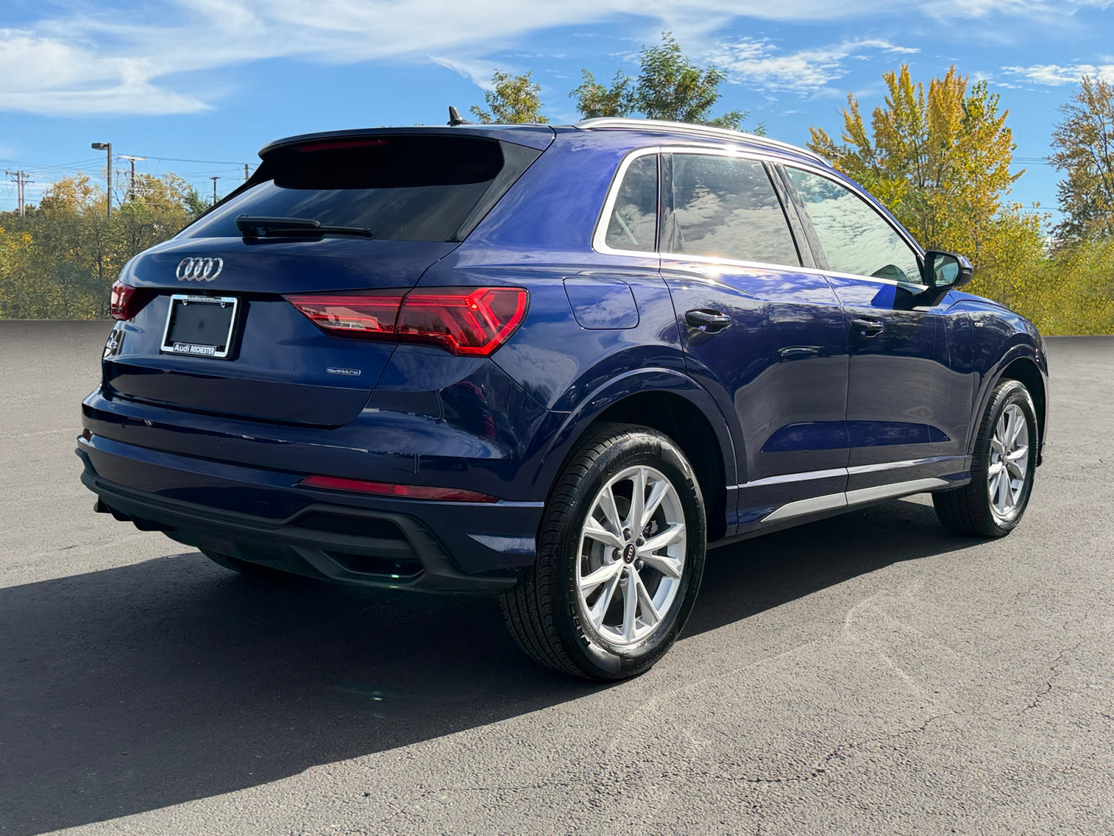 Used 2025 Audi Q3 2.0T Premium Plus w/ Premium Plus Package AWD/4WD image 10