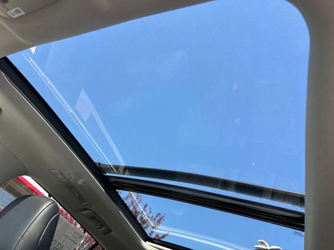 New 2026 Toyota Highlander Platinum AWD/4WD image 26