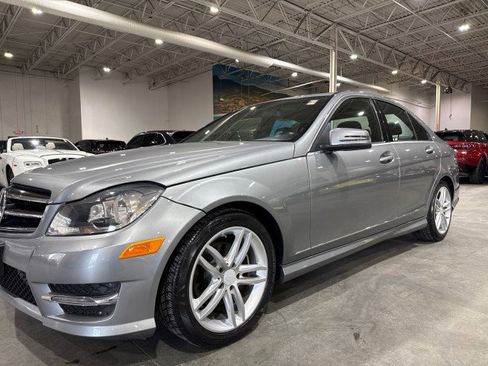 Used 2014 Mercedes-Benz C 250 Sedan image 25