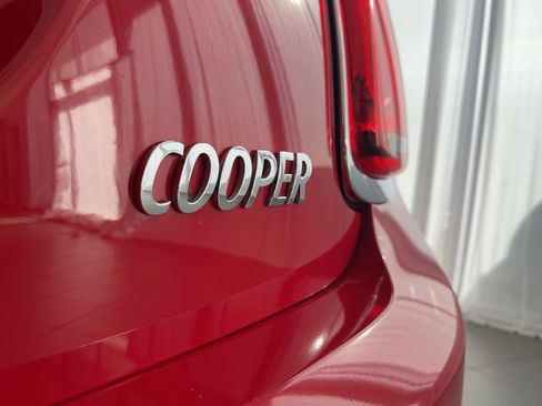 Used 2020 MINI Cooper 4-Door Hardtop image 33