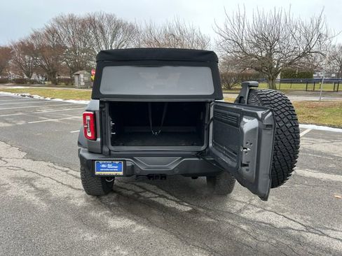 Used 2022 Ford Bronco Wildtrak image 26