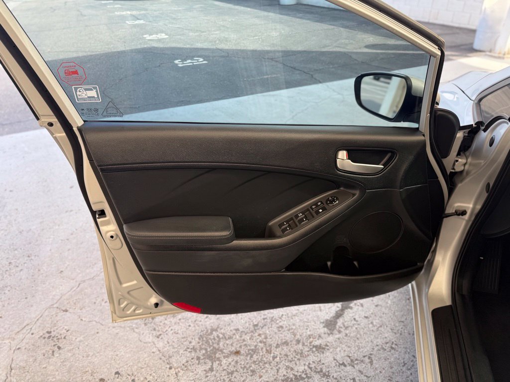 Used 2018 Kia Forte LX w/ LX Popular Package FWD image 26
