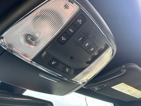 Used 2015 Chrysler 300 S AWD/4WD image 35