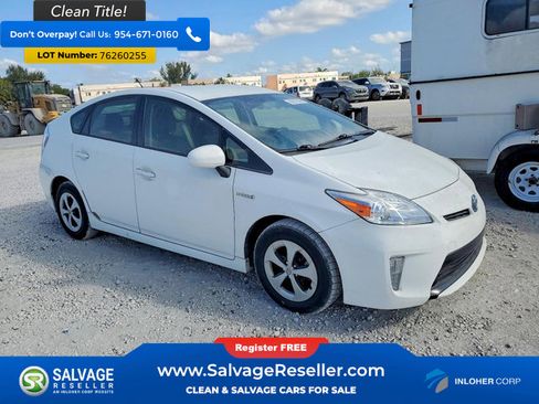 Used 2012 Toyota Prius Two FWD image 5