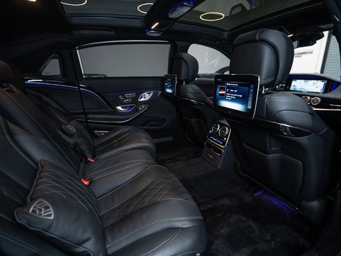 Used 2018 Mercedes-Benz Maybach S 560 4MATIC image 36