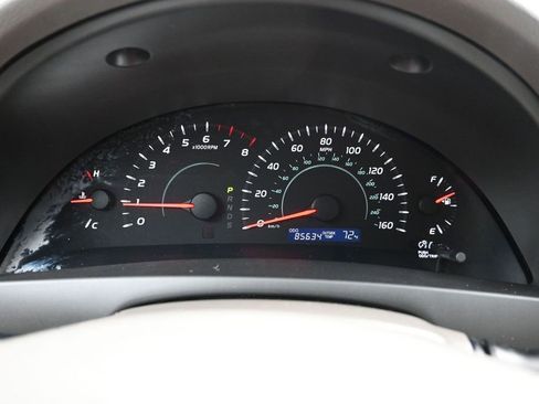 Used 2009 Toyota Camry LE FWD image 14