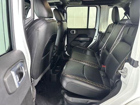 Used 2021 Jeep Wrangler Unlimited Sahara image 26