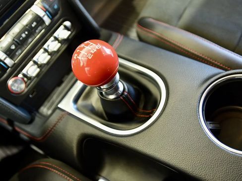 Used 2020 Ford Mustang GT Premium w/ Equipment Group 401A image 17