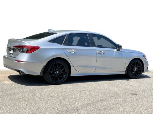 Used 2024 Honda Civic Sport image 26