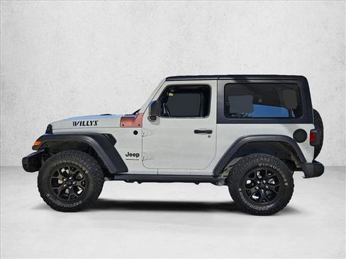 Used 2022 Jeep Wrangler Willys image 8