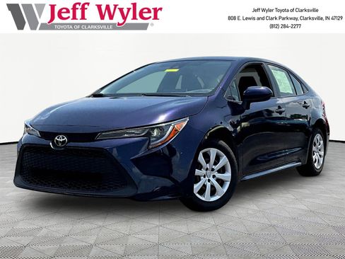 Used 2021 Toyota Corolla LE w/ Carpet Mat Package (TMS) FWD image 1