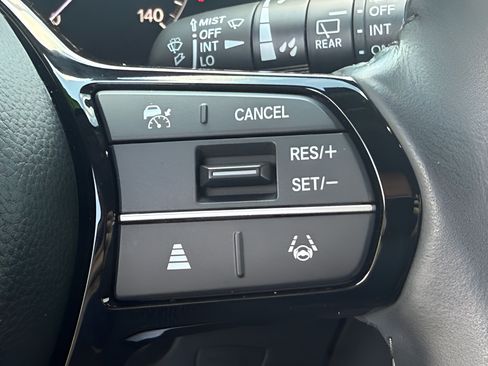 Used 2023 Honda CR-V EX-L image 17