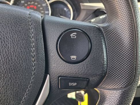 Used 2014 Toyota Corolla L FWD image 25