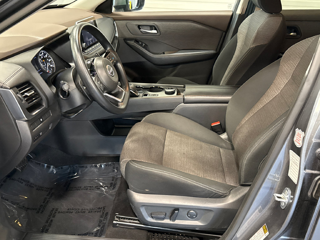 Used 2023 Nissan Rogue SV AWD/4WD image 7