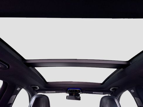 Used 2026 Mercedes-Benz GLC 300 4MATIC image 23