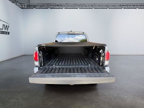 Used 2021 Toyota Tacoma TRD Pro AWD/4WD image 20