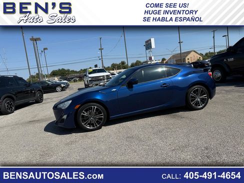 Used 2013 Scion FR-S image 1