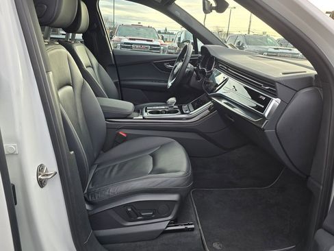 Used 2025 Audi Q7 3.0T Premium Plus image 48