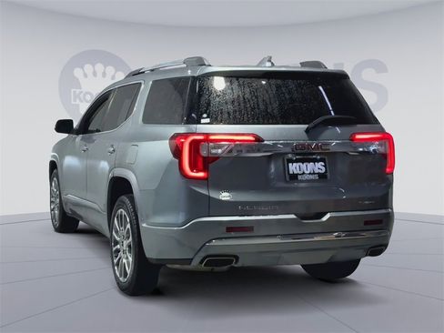 Used 2023 GMC Acadia Denali w/ Denali Technology Package image 10