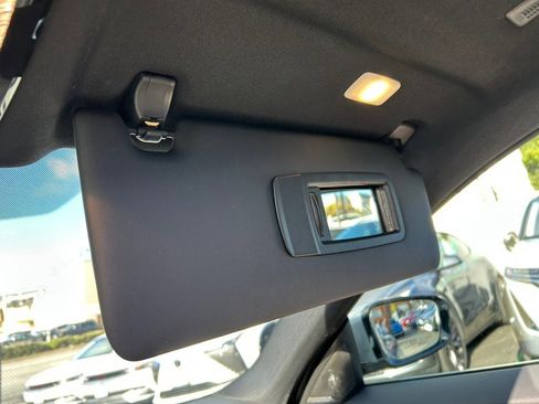 Used 2023 BMW i4 eDrive40 image 17