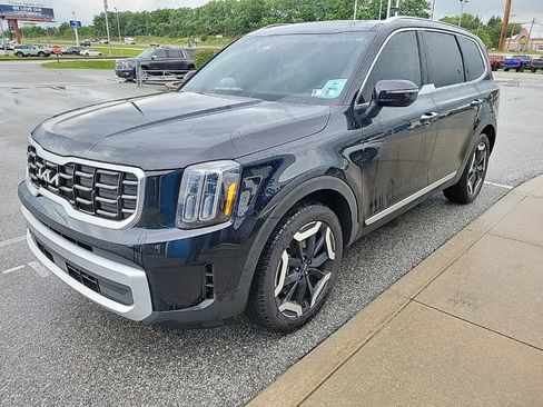 Used 2025 Kia Telluride S AWD/4WD image 4