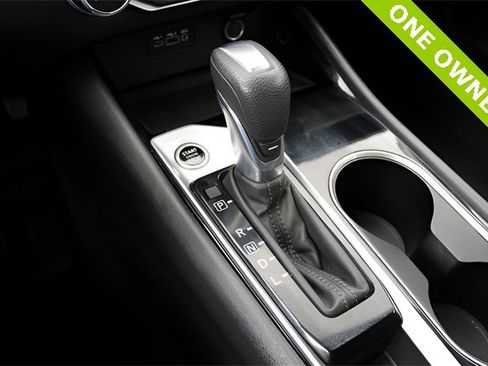 Used 2024 Nissan Altima 2.5 SV image 19