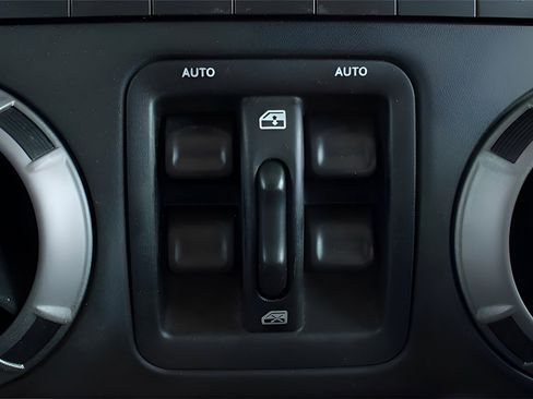 Used 2014 Jeep Wrangler Unlimited Sport w/ Quick Order Package 24S image 16