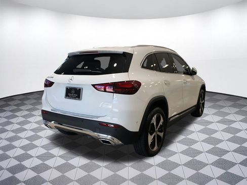 Certified 2026 Mercedes-Benz GLA 250 image 8
