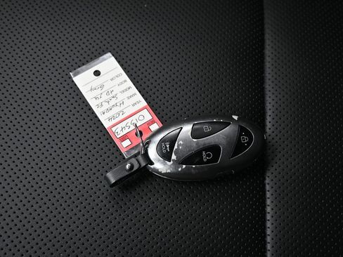 Used 2024 Hyundai Santa Fe SEL image 28