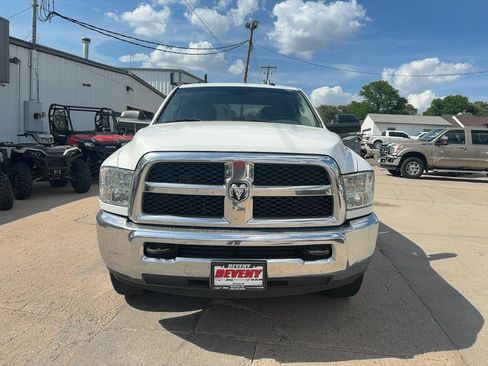 Used 2018 RAM 2500 Tradesman w/ Chrome Appearance Group AWD/4WD image 3