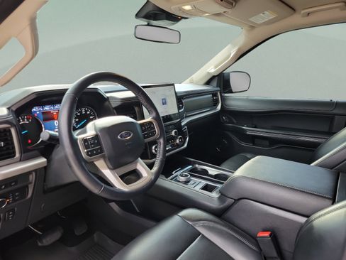 Used 2022 Ford Expedition Max XLT RWD image 24