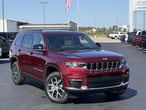 New 2025 Jeep Grand Cherokee L Limited image 4