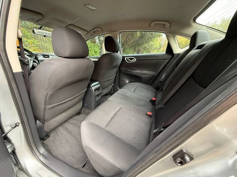Used 2013 Nissan Sentra SR w/ Driver Pkg FWD image 16