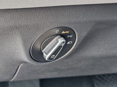 New 2025 Volkswagen Jetta SE image 20