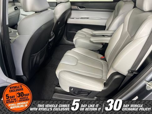 Used 2021 Hyundai Palisade SEL w/ Premium Package AWD/4WD image 18