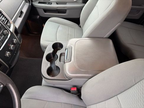 Used 2013 RAM 1500 Classic SLT image 37