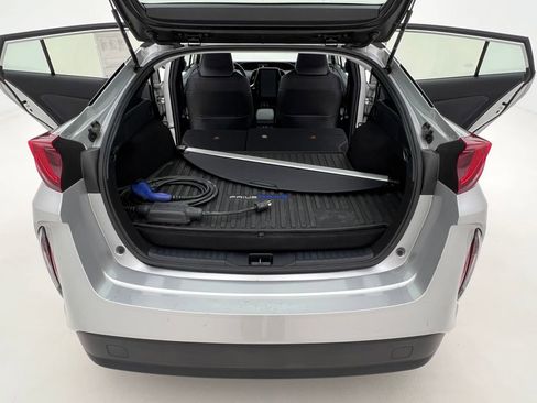 Used 2021 Toyota Prius Prime XLE image 28