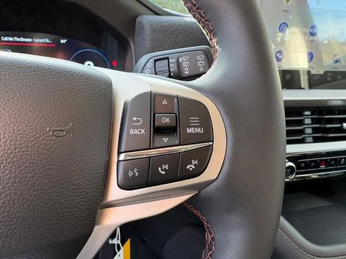 New 2026 Ford Explorer Active image 13