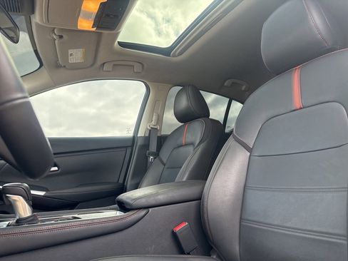 Certified 2025 Nissan Sentra SR w/ SR Premium Package image 39