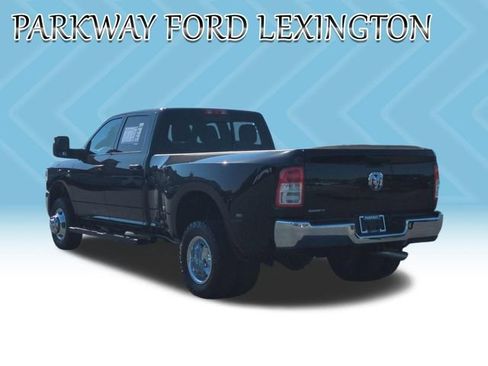 Used 2024 RAM 3500 Tradesman w/ Chrome Appearance Group AWD/4WD image 3