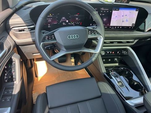 New 2025 Audi Q5 Premium Plus image 34