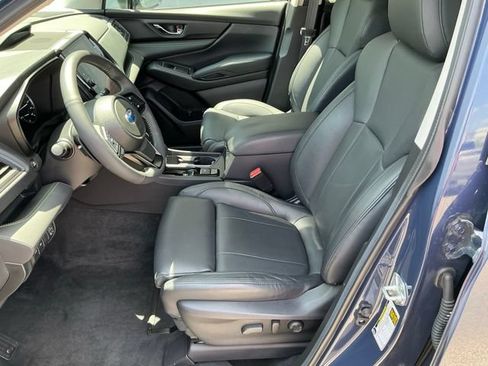 Certified 2025 Subaru Ascent Bronze Edition w/ Onyx Package AWD/4WD image 14