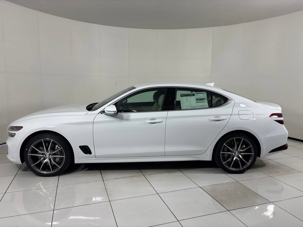 New 2026 Genesis G70 2.5T RWD image 2