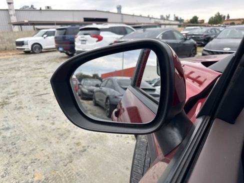 Used 2023 Nissan Rogue SV w/ SV Premium B Package FWD image 18