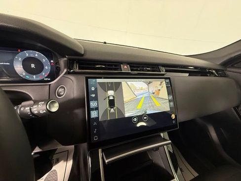 Used 2025 Land Rover Range Rover Velar S AWD/4WD image 27