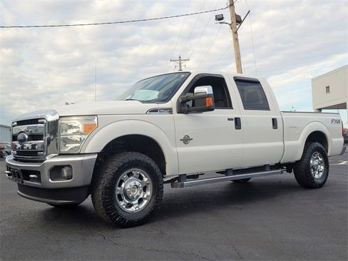 Used 2016 Ford F250 XLT w/ XLT Premium Package image 7